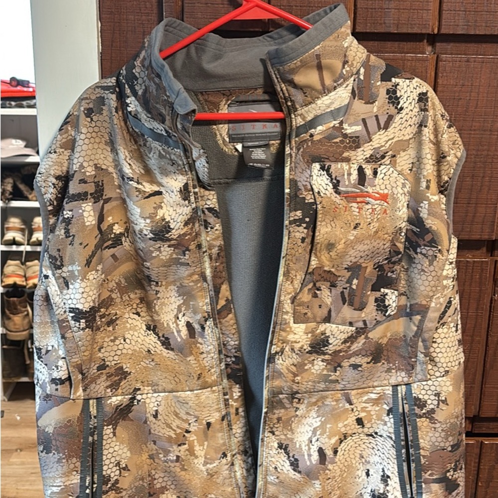 Men's Camo Outdoor Vest